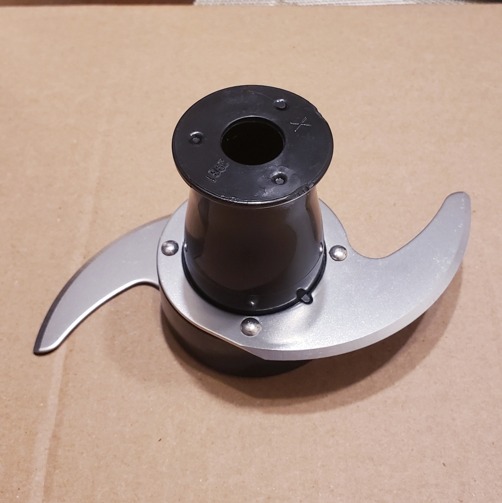 Hamilton Beach Food Processor Model 70720 70721 Chopping Blade Part